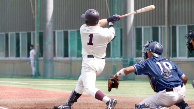 序盤の失点が響く　最終回に反撃も及ばず／桐蔭横浜大戦