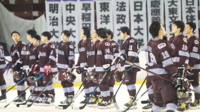 奮闘するも開いた点差　悲願の勝利ならず／明大戦