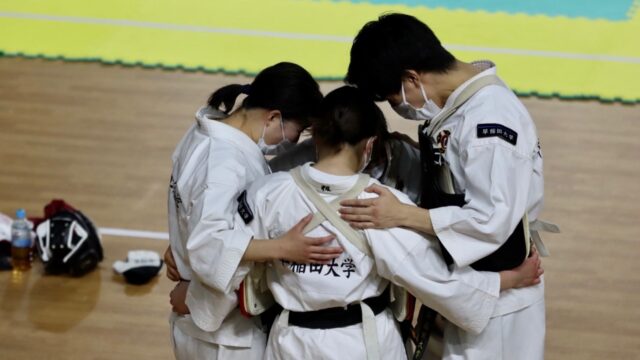 伝統の一戦！　早大拳士の意地を見せる