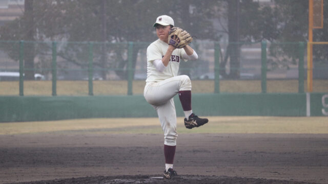 優勝打ち砕かれる　日大にコールド負けで関東大会は準決勝敗退／準決勝　日大戦