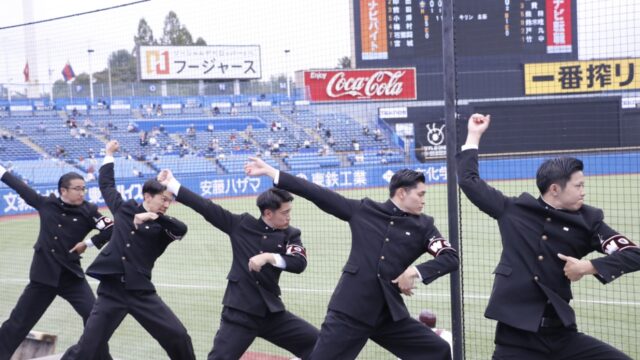 拮抗した試合で全力の応援も一歩及ばず/早立２回戦応援