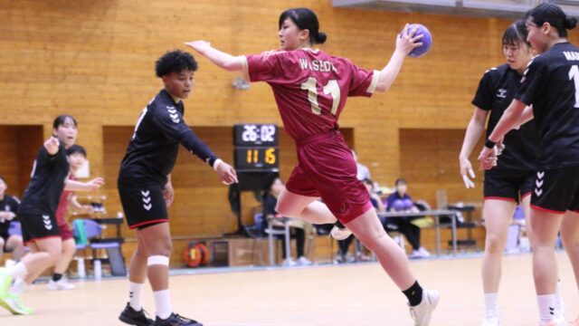 体を張ったプレーで連続得点　リードを広げリーグ戦４勝目をあげた！