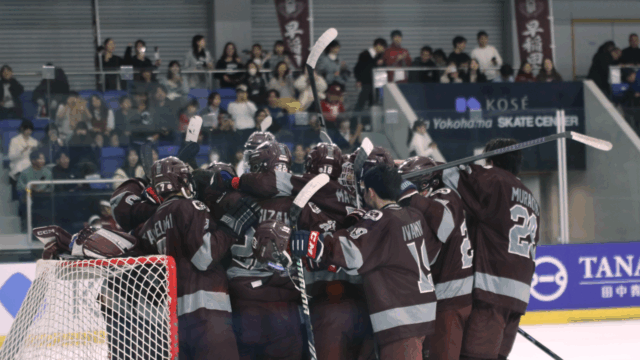 早慶戦、攻守ともに安定し勝利を収める