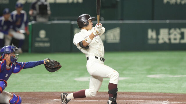 先発全員安打で大勝　６回コールドで初戦突破の好発進／東亜大戦