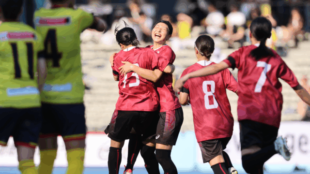 【女子サッカー】慶大相手に２－０の完勝　早慶戦開催以来無敗の歴史を紡ぐ