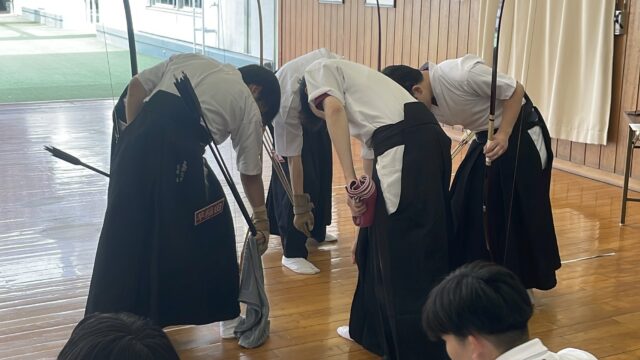 【弓道】明大に敗れリーグ戦２敗目　後半戦で巻き返せるか　