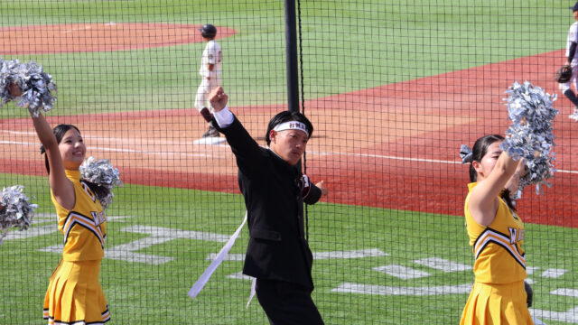 【応援】チャンスで選手を後押し！一つになった応援席に密着／立大２回戦