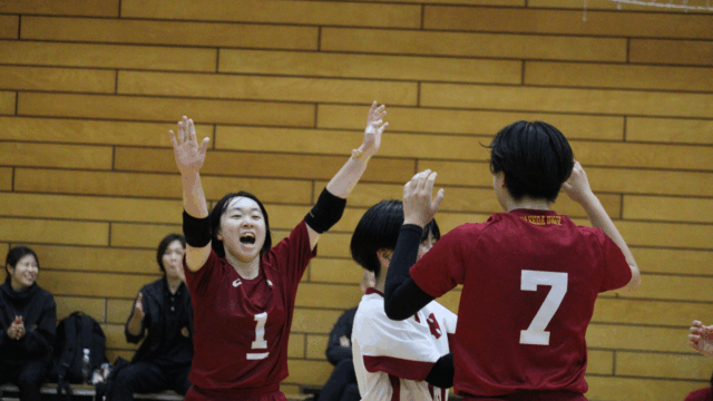【女子バレーボール】 秋リーグ最終戦　フルセットの熱闘の末江戸川大に惜しくも敗れる