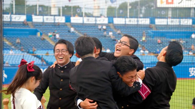 【応援】チャンス逃さず！心を一つにして死闘を制す／法大２回戦