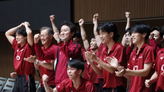 濵田一、徳田の単複２点取りで明大との大激戦を制す　４位で秋リーグを終えた