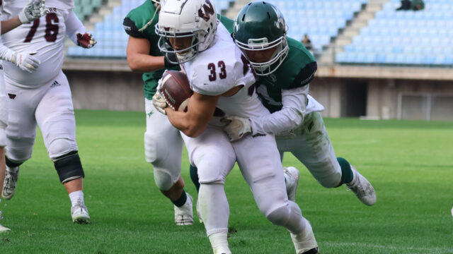 【米式蹴球】ランで圧倒し東北大撃破！　準決勝で立命大と対戦へ