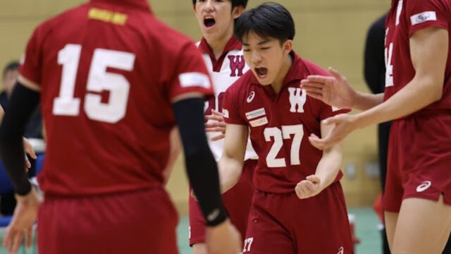 国士舘大の勢いに押されストレートで敗戦