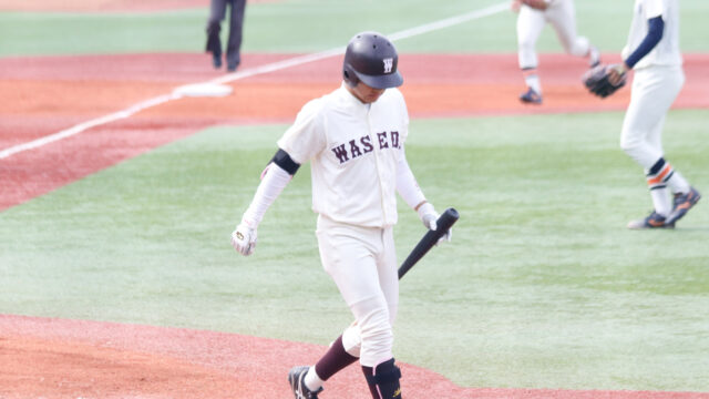 【野球】山場で痛恨の守乱連発　11残塁の拙攻で法大に完敗／法大１回戦