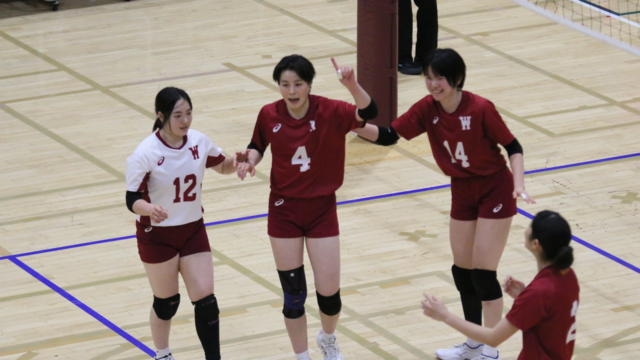 【女子バレーボール】平成国際大にストレート勝利　連勝で勢いに乗る