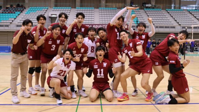 【男子バレー】選手たちが躍動して中大に勝利し、３年ぶりの優勝を達成