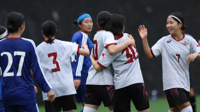 【女子サッカー】ルーキーの活躍が光り、関カレ４連勝を飾る／日体大戦