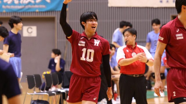 【男子バレー】攻守で流れを手繰り寄せ、順大にストレートで勝利